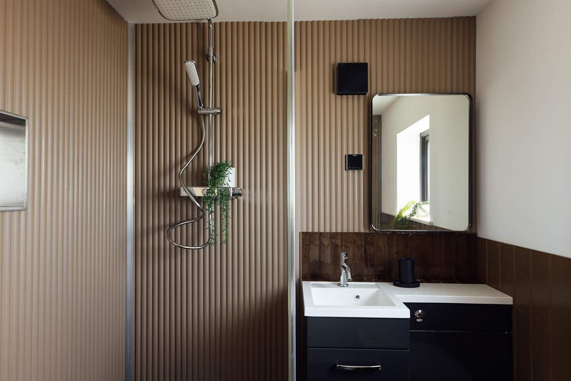 Nol Bathroom